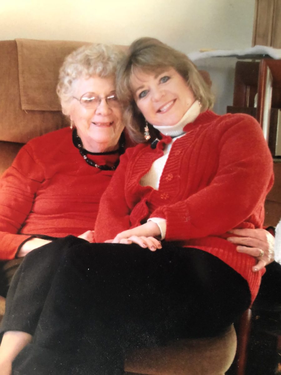 Lynn & Mom in the livingroom